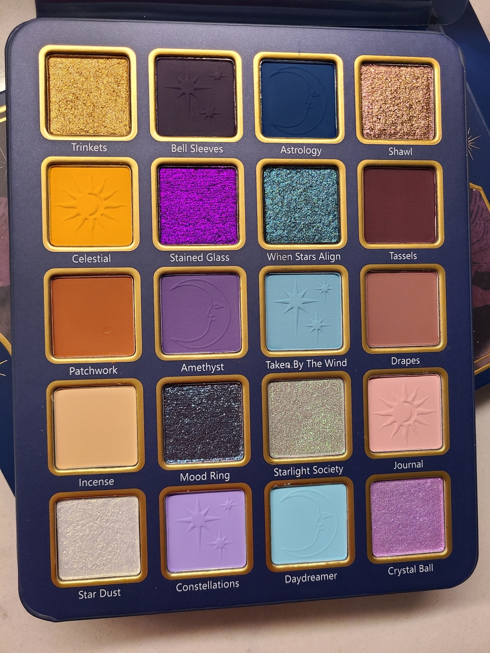 Cosmic Brushes STARLIGHT SOCIETY Eyeshadow Palette